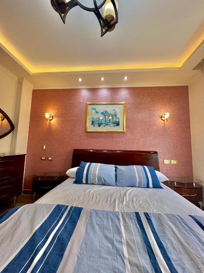 Ultra Luxury 3br With Pools ,sports ,dining In Gated Compound, Close To Sites *