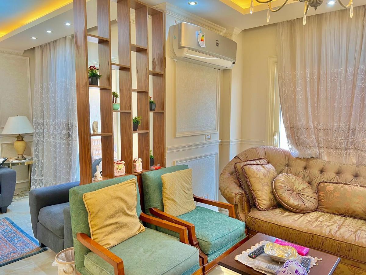 Ultra Luxury 3br With Pools ,sports ,dining In Gated Compound, Close To Sites Cairo