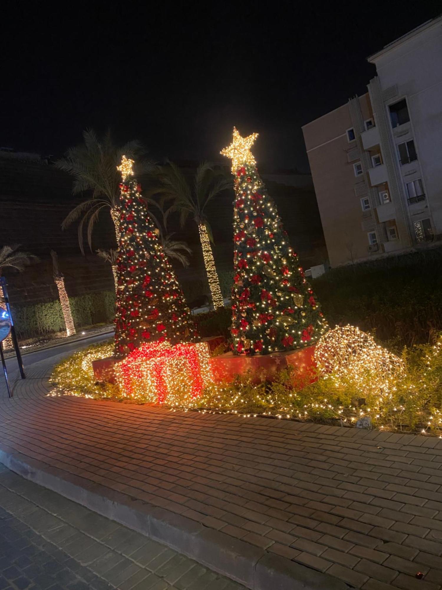 Ultra Luxury 3br With Pools ,sports ,dining In Gated Compound, Close To Sites * Cairo