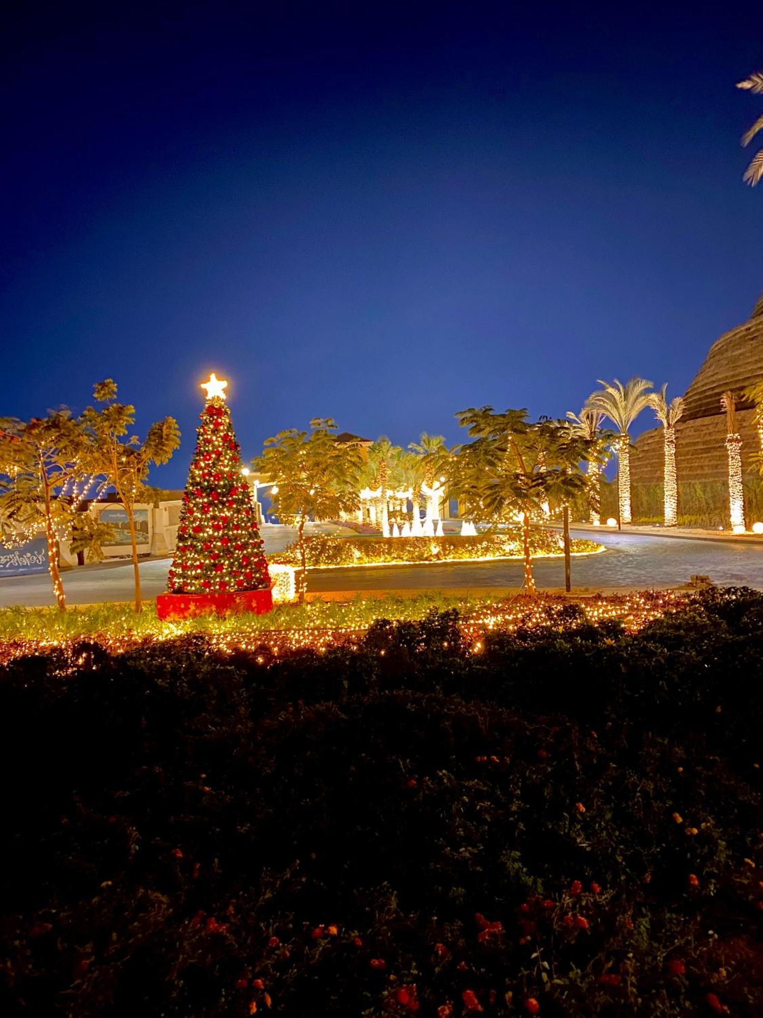 Ultra Luxury 3br With Pools ,sports ,dining In Gated Compound, Close To Sites *