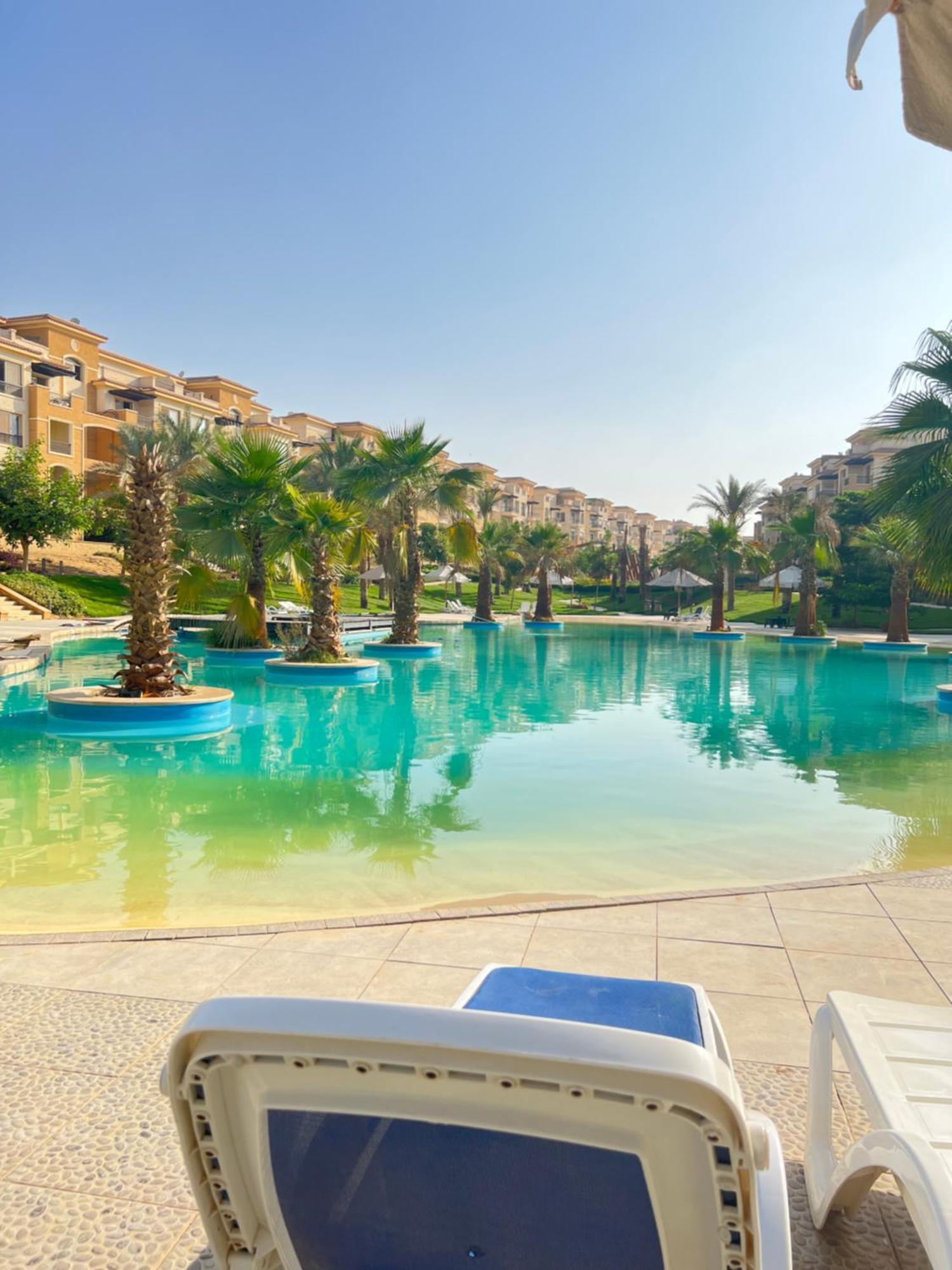 Apartment Ultra Luxury 3br With Pools ,sports ,dining In Gated Compound, Close To Sites *