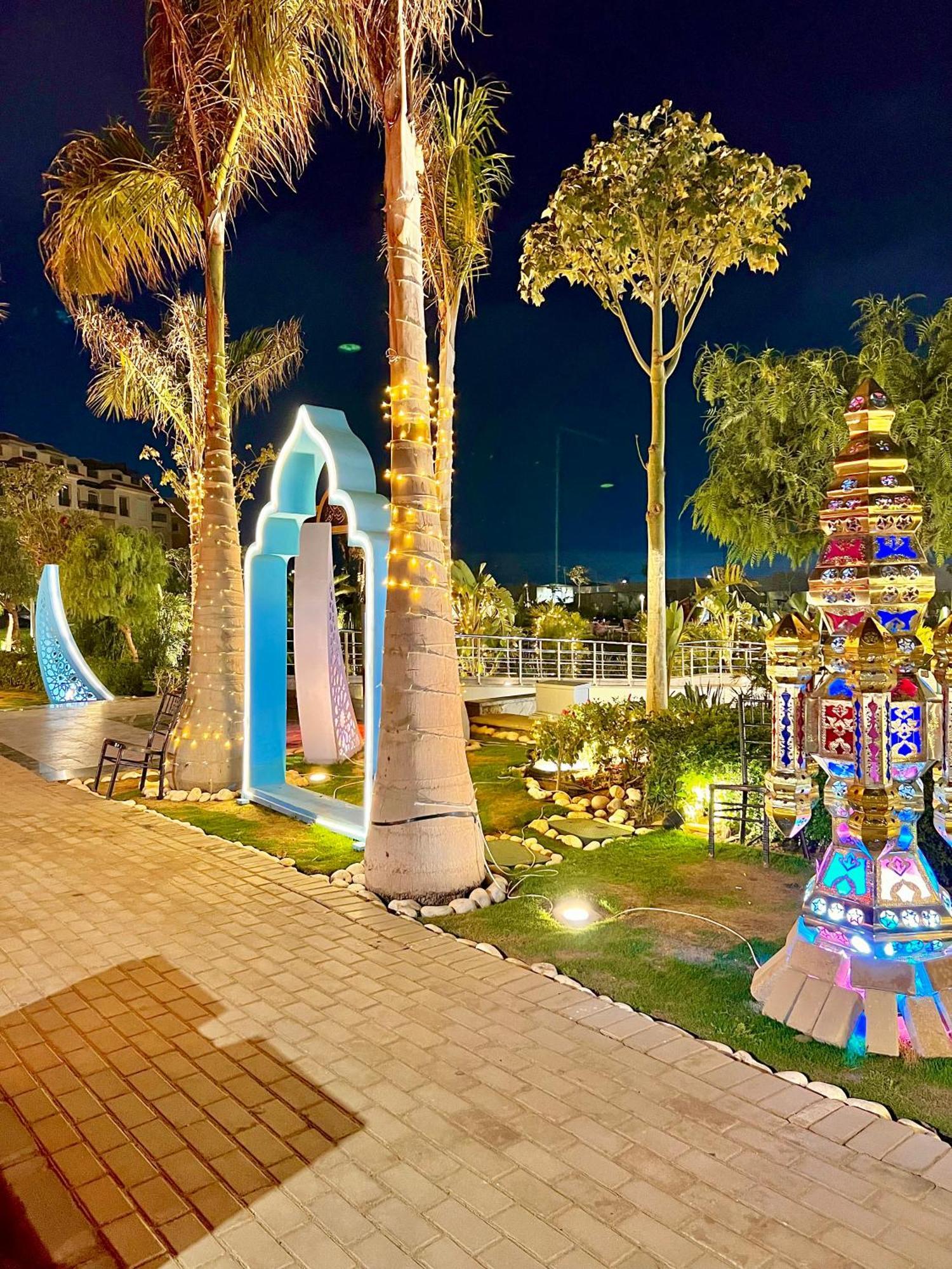 Apartment Ultra Luxury 3br With Pools ,sports ,dining In Gated Compound, Close To Sites