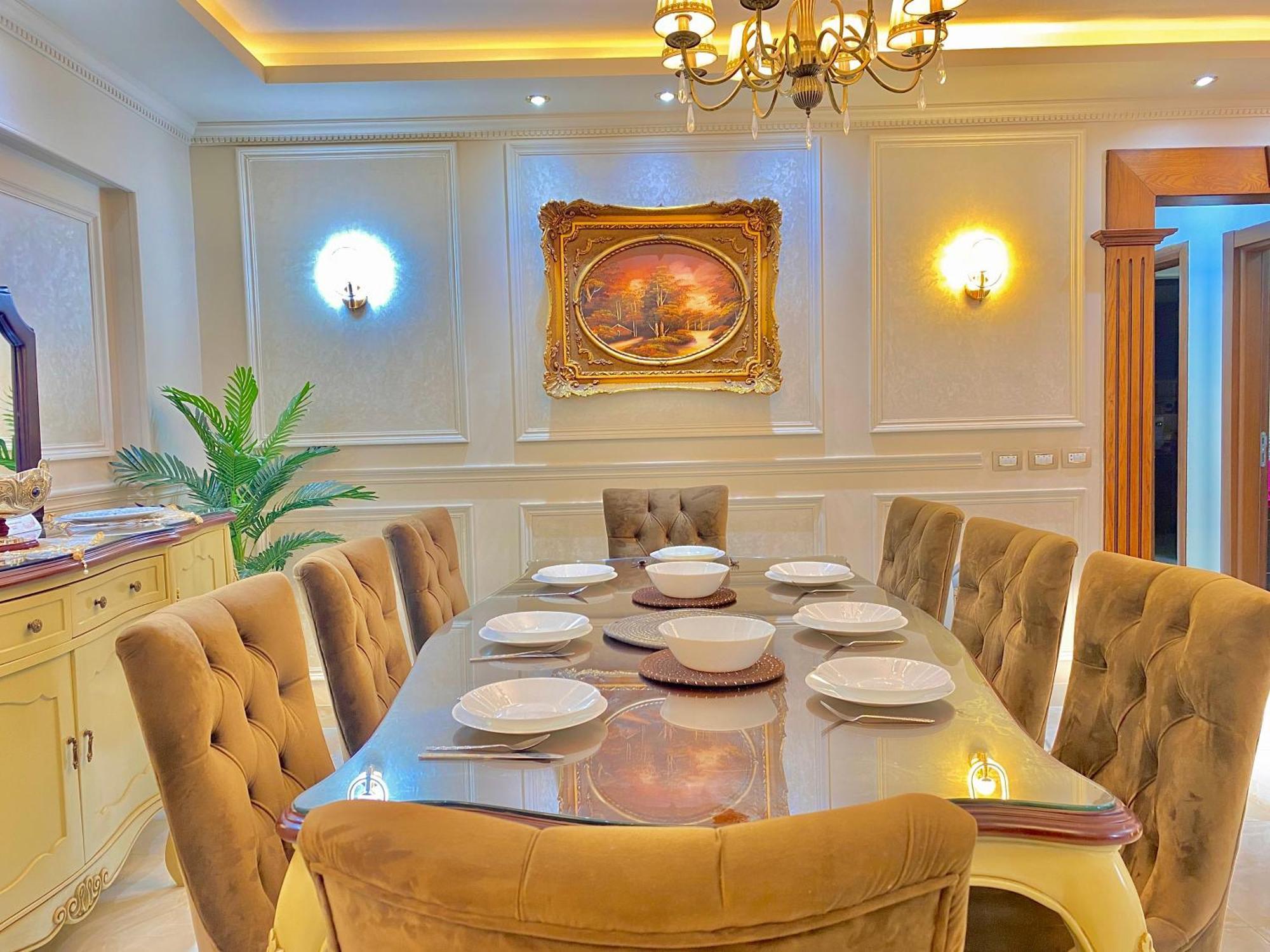 Ultra Luxury 3br With Pools ,sports ,dining In Gated Compound, Close To Sites *
